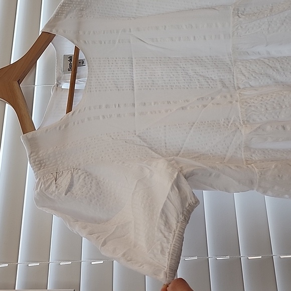 Aritzia- Sundeh dress - Picture 3 of 10